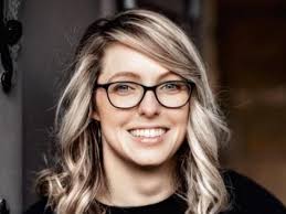 Ashley Reynolds, LCPC, United States, Illinois, Bloomington