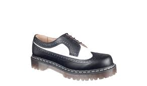 Black And White Wingtip Doc Martens 3989 Brogue Bex Sole In Black White 110 Brogues Boots Women Fashion Doc Martens Boots