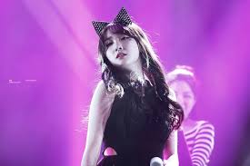 173 cm (5'8″) blood type: Debut Sebagai Anggota Pristin Foto Skandal Kim Min Kyung Kembali Jadi Perbincangan Kpop Chart