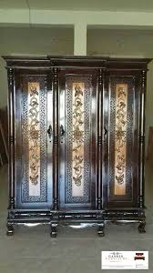 Namun jika anda tidak berhasil memanfaatkannya dengan baik, maka lemari pakaian 3 pintu belum tentu dapat berfungsi dengan optimal. Jual Lemari Pakaian 3 Pintu Murah Furniture Asli Jepara Gandis Furniture Jepara