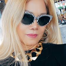 Sally Seaton's Instagram, Twitter & Facebook