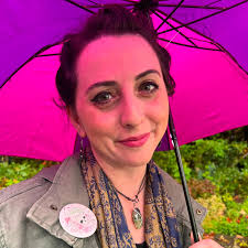 Larissa Hammond's Instagram, Twitter & Facebook