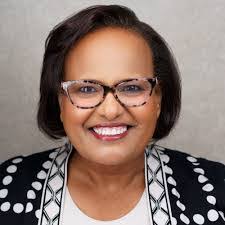 Robin Menefee's Instagram, Twitter & Facebook