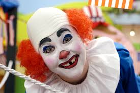 Fun World" Clown vs. Kangaroo (TV Episode 2019)