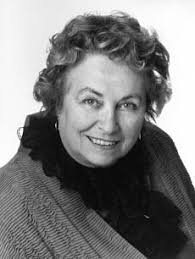 Lois Mccoy's Instagram, Twitter & Facebook