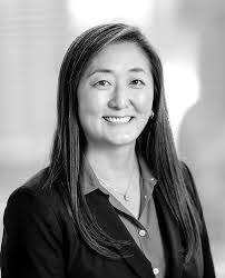 Lisa Woo's Instagram, Twitter & Facebook