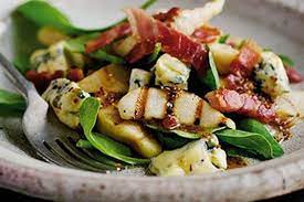 4 filetto di maiale in crosta di pane (tuscan pig … Ricetta Dell Insalata Di Spinaci Pere E Bacon Con Gorgonzola Un Piatto Senza Glutine