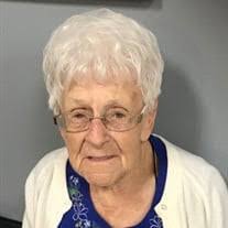 Eunice Miner's Instagram, Twitter & Facebook