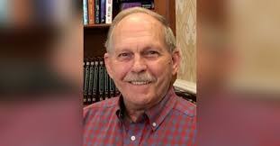 Roger Estep's Instagram, Twitter & Facebook