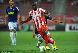 But dominguez then went on a dribble. Arsenal Loan Star Joel Campbell Is Gunning For Manchester United In Champions League Clash With Olympiacos Daily Mail Online
