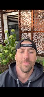 Can't believe Taehyung really looks like this!!❤️‍🔥