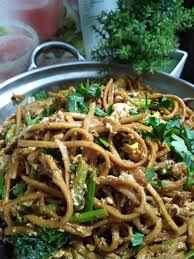 Mee kering yang direbus dan digoreng. Namakucella Mee Lidi Goreng Perintah Kawalan Pergerakan Covid 19 Day 22