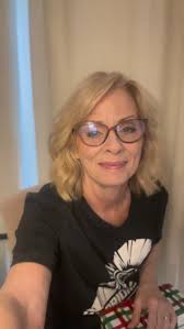 Happy New Year Dear Friends. 💥 I'm praying the Lord does in and through  you exceedingly and abundantly above all you can ask or imagine in the  coming year. #SoliDeoGloria 2025 can't