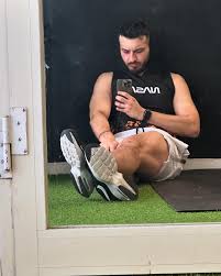 Andrea Cucciniello (@andreacucciniello33) • Instagram photos and ...