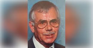 James Mash's Instagram, Twitter & Facebook