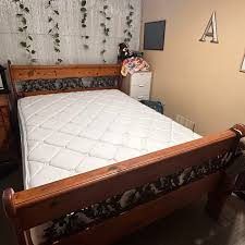 Queen wood Bed Frame Only for Sale in San Diego, CA