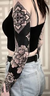 These Striking Solid Black Tattoos Will Make You Want To Go All In Arttattoo Black Blacktattoo Inspira Solid Black Tattoo Tattoos Black Sleeve Tattoo