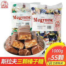 It is a great recipe for children who are learning to cook, there is no baking involved or any power kitchen tools. Russian Candy Megyhok Three Hazelnuts Sandwich Chocolate Candies Imported Snack 1000 G