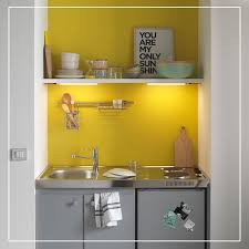 Oser La Peinture Murs Plafonds Et Boiseries Pomelo Satin C Est S Offrir Le Soleil T Decoration Interieure Cuisine Amenagement Petite Cuisine Peinture Cuisine