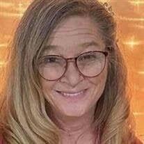 Shannon Glass's Instagram, Twitter & Facebook