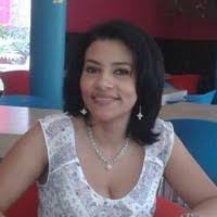 Sandra Mazo's Instagram, Twitter & Facebook