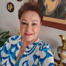 Julia Zaragoza (@JuliaZaragoza14)