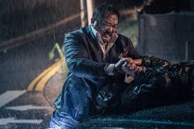 In italia al box office the gangster, the cop, the devil ha incassato nelle prime 3 settimane di programmazione 410 e 158 nel primo weekend. The Gangster The Cop The Devil Fetch Publicity