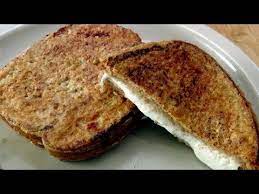 Mozzarella In Carrozza Recipe Laurainthekitchen Com Laura Vitale Recipes Diy Food Recipes Food