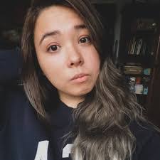 Kate Springer's Instagram, Twitter & Facebook