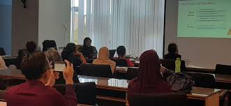 In this lesson we'll talk about commonly confused or confusable words in english. Professional Development Course Kssm English Literature Year 2020 Di Bilik Seminar Aras 3 Jpns Pada 8 Oktober 2019 Pejabat Pendidikan Daerah Kota Kinabalu