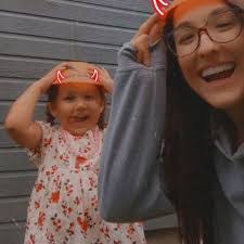 Vicky Lalonde's Instagram, Twitter & Facebook