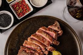 Molto cotta = 70 °c (color grigio, assenza di succhi. Come Cucinare La Carne Tutto Quello Che C E Da Sapere In 5 Step Bellacarne