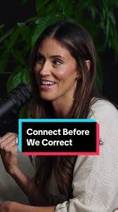 Alexis Thomason's Instagram, Twitter & Facebook