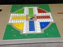 Miniatura artesanal a escala 1/12 de mesa de juego. Mesa De Juegos Multiples Modelo Picnic Hormigones Y Polimeros