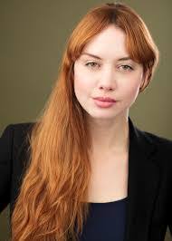 Camilla Savage's Instagram, Twitter & Facebook