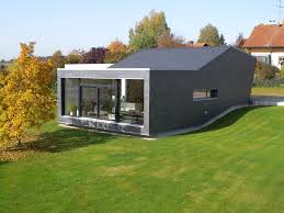 With mina sadic, sasun sayan, murat seven, wedad sabri. Bungalow Bauen Besonderheiten Dach Fassade Dammung Rathscheck Schiefer