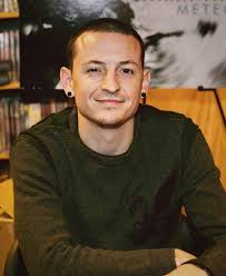 HAPPY HEAVENLY BIRTHDAY TO OUR LEGEND CHESTER BENNINGTON!!! ❤️🥳🎂 Would've  been 49 Today.