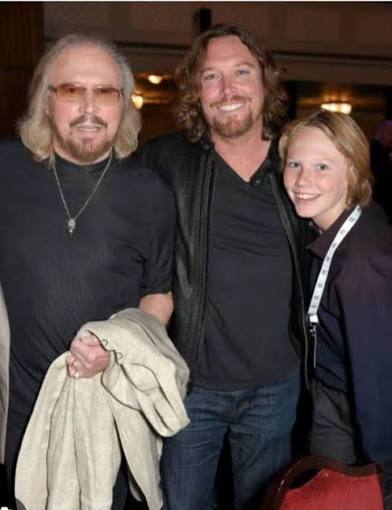 Barry Gibb with his son Stephen Gibb #fblifestyle