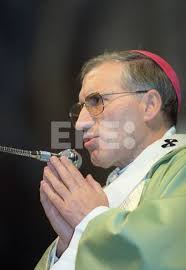 Santiago de Compostela, 25-09-94.-El arzobispo de Santiago, Antonio Rouco  Varela, que ha sido designado nuevo titular de la diócesis de Madrid,  durante su última misa en Santiago, en la que se despide