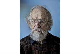 David Helwig's Instagram, Twitter & Facebook