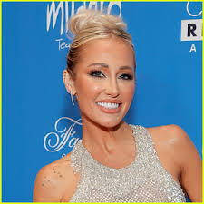 Mary Bonnet Says She Almost Quit 'Selling Sunset' & Reveals 1 Star Who  Shouldn't Return to Series