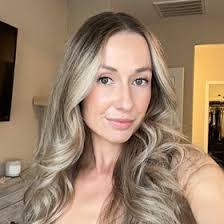 Kayla Levan's Instagram, Twitter & Facebook