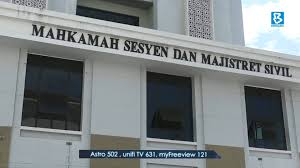 Mahkamah sesyen adalah mahkamah tertinggi di kalangan mahkamah rendah. Bernama Tv Buletinbernama Tujuh Lelaki Termasuk Tiga Facebook