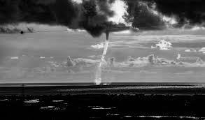Maybe you would like to learn more about one of these? Tromba D Aria A Tarquinia Le Foto Di Roberto Romano Lextra News