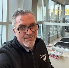 Does Ford Bronco have auto wiper mode?