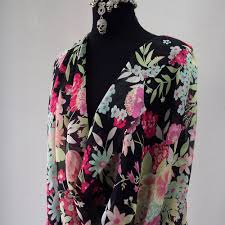 Pair yours with classic denim for a the perfect floral boho top has arrived. Silk Chiffon Print Fabric Large Floral Print Black Background Red Green Kaftan Kimono Evening 140cm Wide Italy Bodikian Textiles