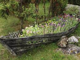 Pin By Ibellarose On Lowkey Tho I Want It In 2020 Upcycle Garden Dream Garden Garden