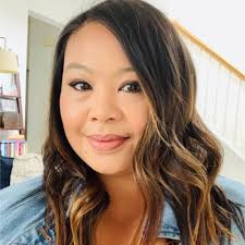 Celebrating four consecutive months of making store bonus at Brooks  Brothers Town Center in Leawood.