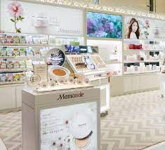 Amorepacific has been serving malaysian customers since opening the malaysia's first laneige store in kuala lumpur in 2007. Amorepacific Malaysia Upbeat Over New Skincare Brand Prospects