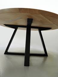 Table de ferme, mange debout, extensible, ronde, carrée ou. Table Ronde Symbole Metal Et Bois Massif Design Epure
